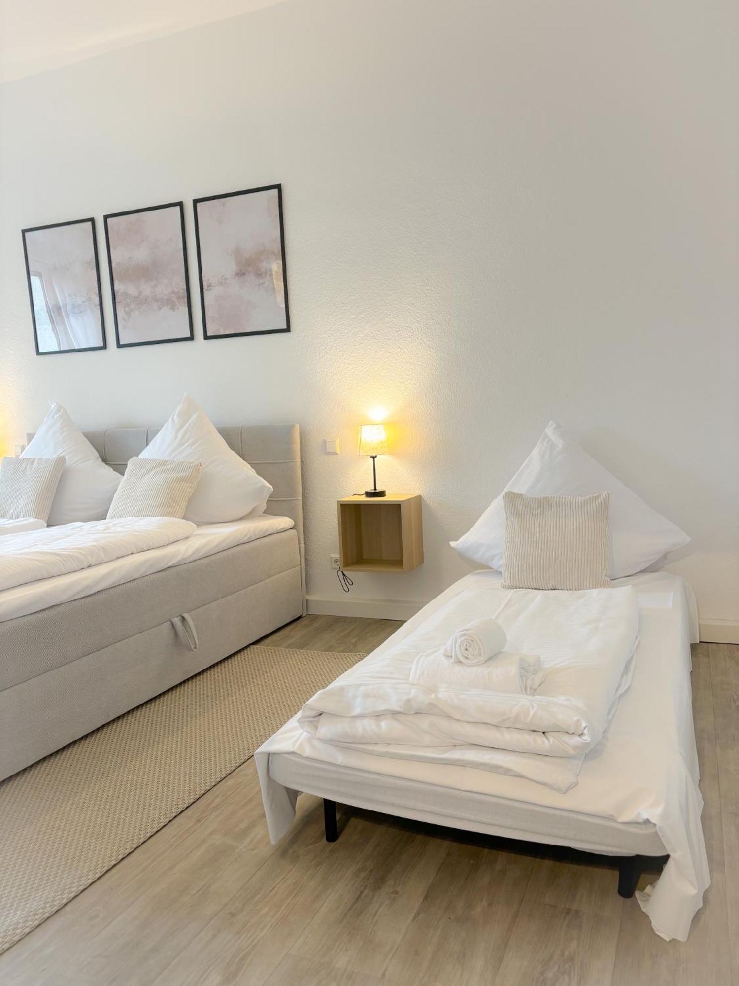 Helles City Apartment Fuer Familien & Gruppen Neu-Ulm Zewnętrze zdjęcie