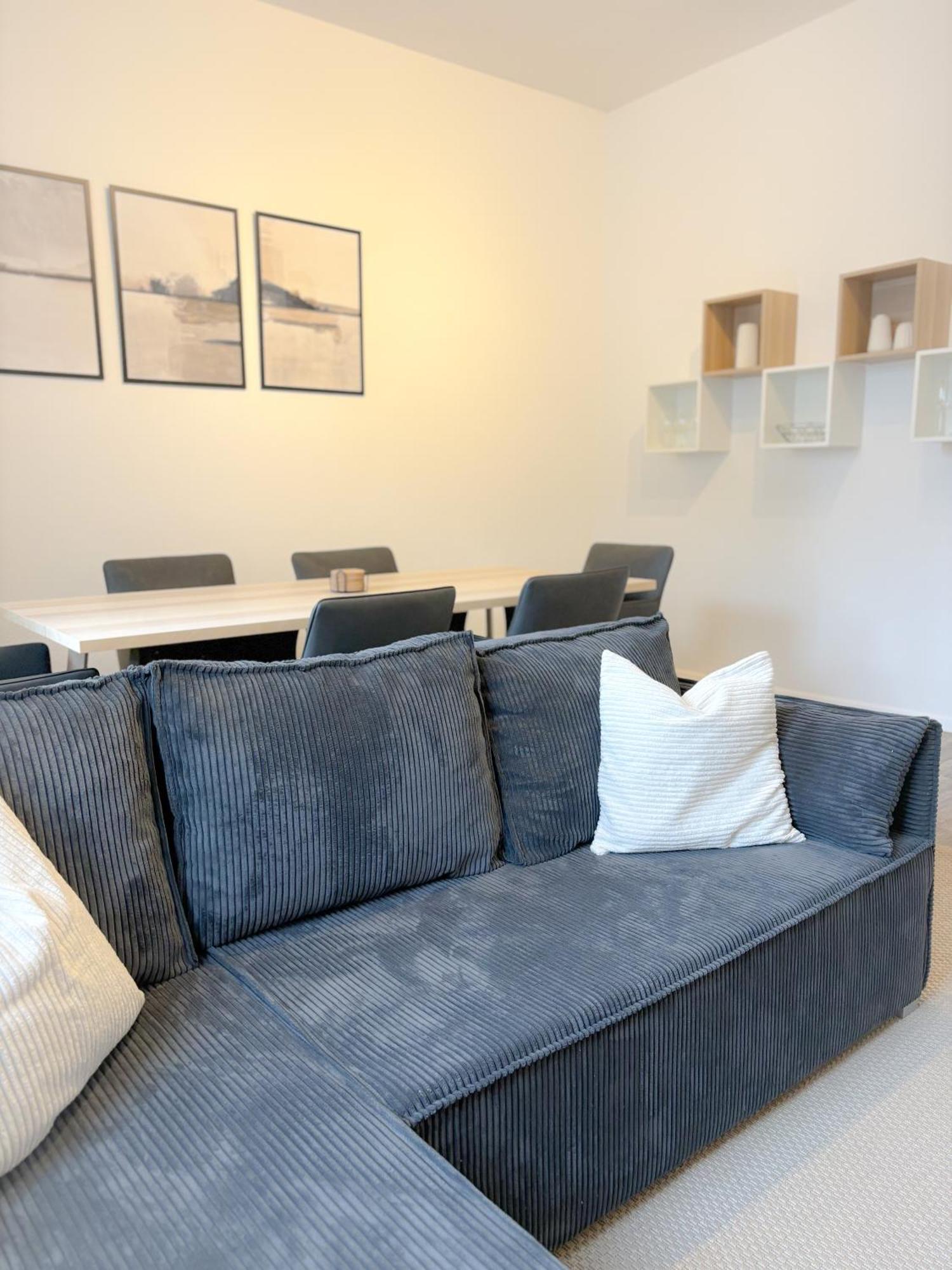 Helles City Apartment Fuer Familien & Gruppen Neu-Ulm Zewnętrze zdjęcie