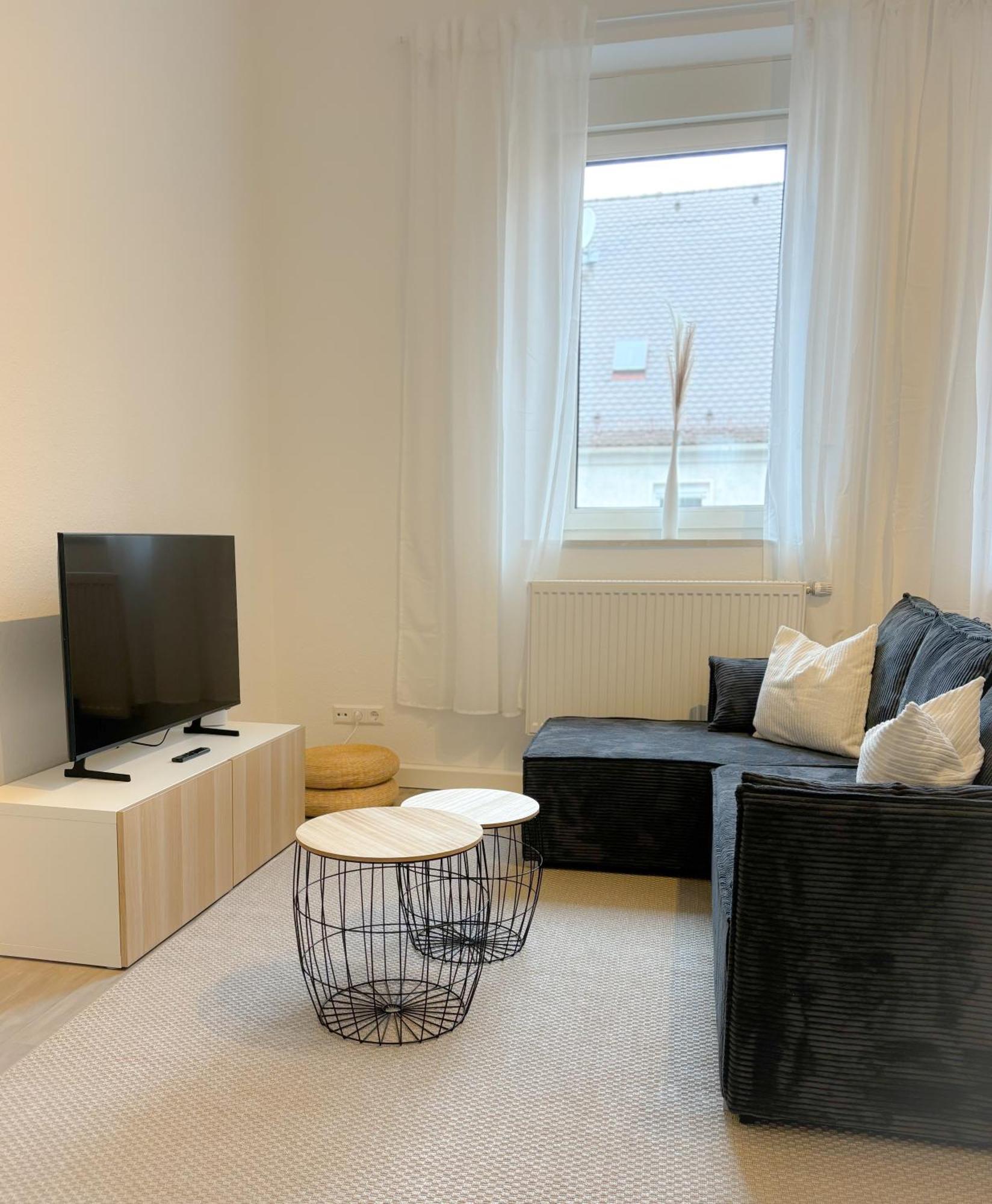 Helles City Apartment Fuer Familien & Gruppen Neu-Ulm Zewnętrze zdjęcie